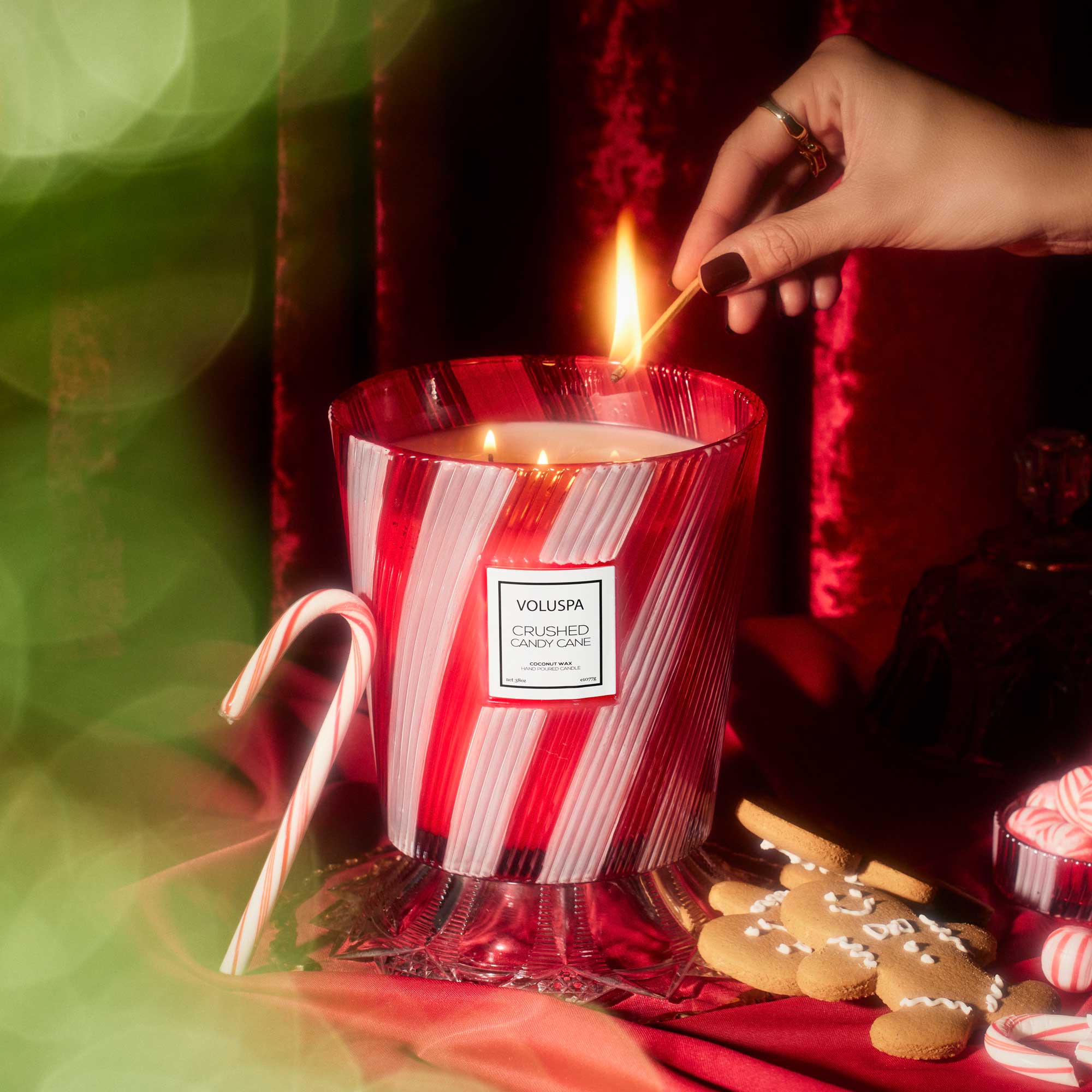 Crushed Candy Cane - 3 Wick Hearth Candle - Image 3